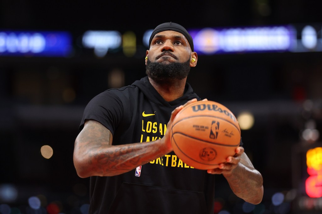 Lakers’ LeBron James debuts against Jazz, beginning 23rd NBA season – Press Enterprise
