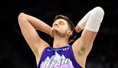 Walker Kessler #24 of the Utah Jazz...