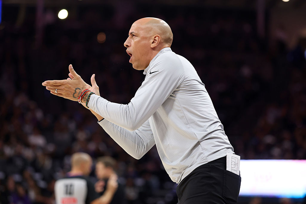 Sacramento Kings look to stop bleeding against Atlanta Hawks