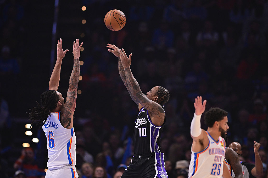 The Sacramento Kings Mid-Range Habit, Three-Point Problem