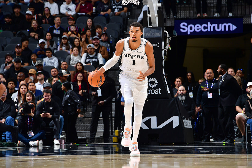 Spurs at Suns Prop Bets for Sunday 11/2/25