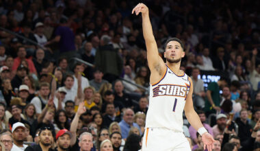 PHOENIX, ARIZONA - NOVEMBER 06: Devin Booker #1 of the Phoenix Suns attempts a three-point shot against the LA Clippers during the first half of the NBA game at Mortgage Matchup Center on November 06, 2025 in Phoenix, Arizona. NOTE TO USER: User expressly acknowledges and agrees that, by downloading and or using this photograph, user is consenting to the terms and conditions of the Getty Images License Agreement. (Photo by Christian Petersen/Getty Images)