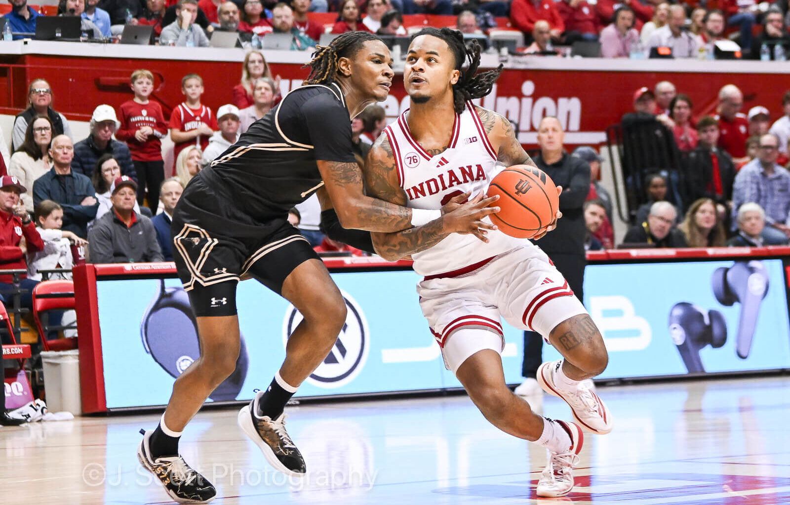 The Minute After: Lindenwood - Inside the Hall