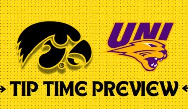 The Hawkeyes defeated Xavier on Friday night. (Photo by Julia Hansen/Iowa City Press-Citizen)