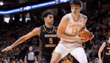 JP Estrella Exits Tennessee Basketball's Matchup Against Rice With Injury