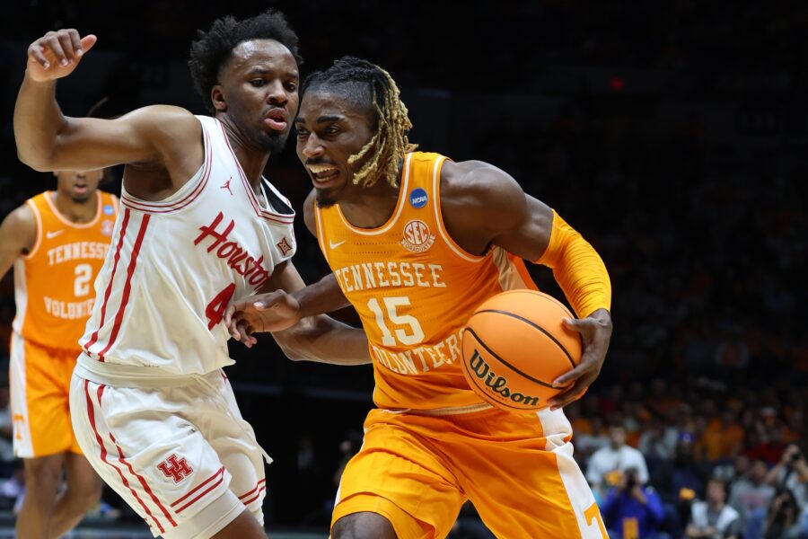 Grizzlies Sign Mashack To Two-Way Deal, Waive Hall