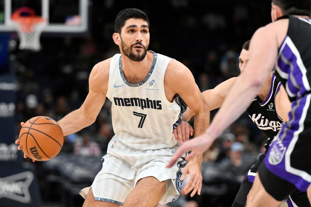 Aldama anota 29 y Grizzlies condenan a Kings a su 8va derrota consecutiva, 137-96 – Boston Herald