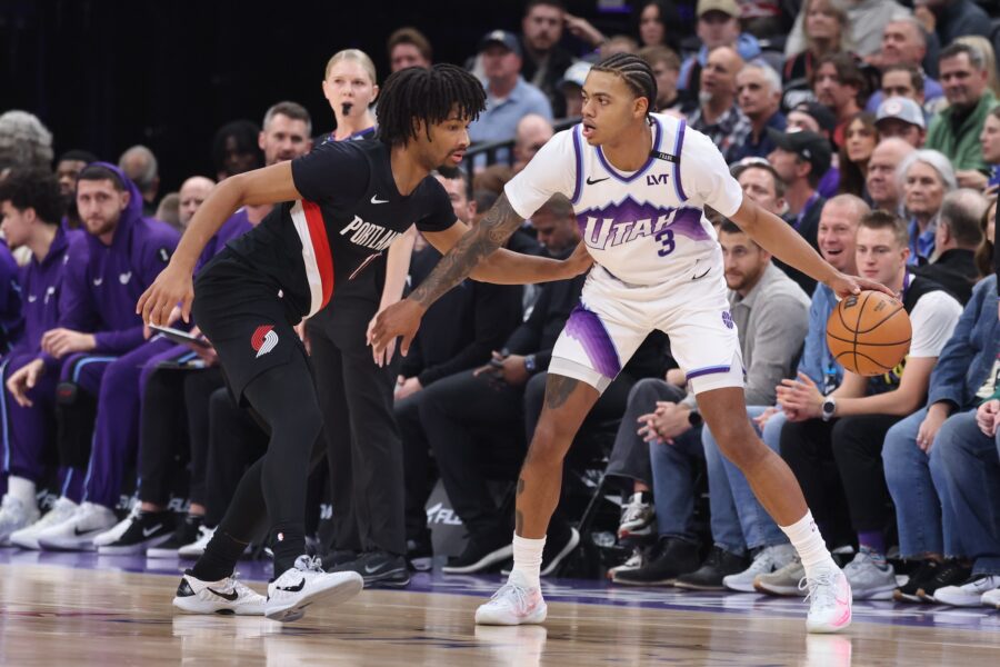 Northwest Notes: Jazz, K. George, Wolves, R. Williams, A. Mitchell