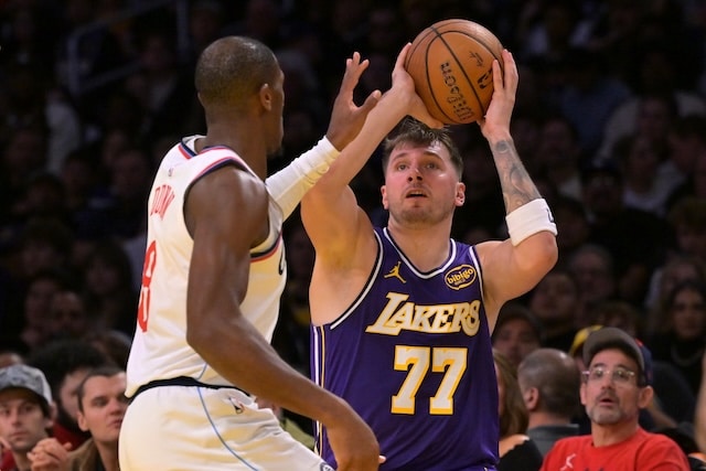 Lakers Beat Clippers To Win West Group B & Advance To Emirates NBA Cup Knockout Round