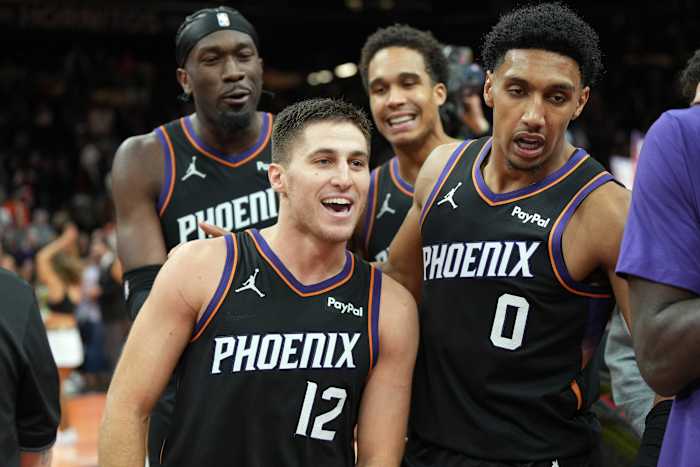 Suns erase 8-point deficit with stunning last-minute comeback