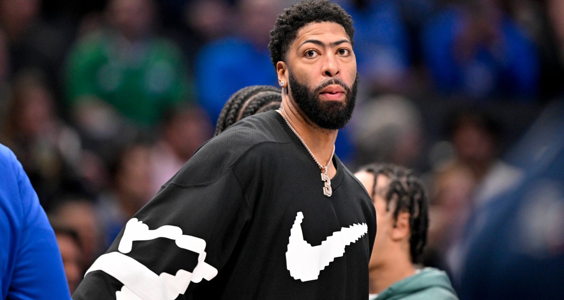 Knicks may check in on Mavericks star big man