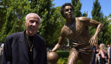 Seattle SuperSonics Lenny Wilkens statue 2025...