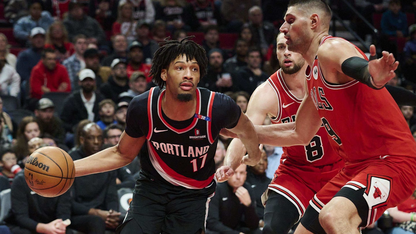 Jan 19, 2025; Portland, Oregon, USA; Portland Trail Blazers guard Shaedon Sharpe (17) drives to the basket during the second half against Chicago Bulls center Nikola Vucevic (9) at Moda Center. Mandatory Credit: Troy Wayrynen-Imagn Images