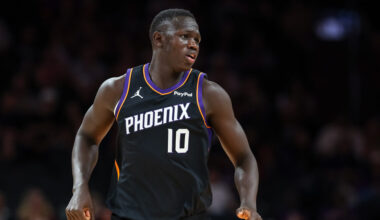 Phoenix Suns center Khaman Maluach...