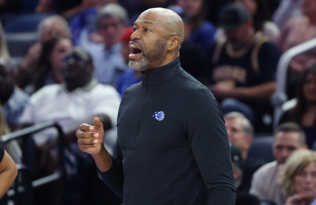 Orlrando head coach Jamahl Mosley coaches during the L.A. Clippers...