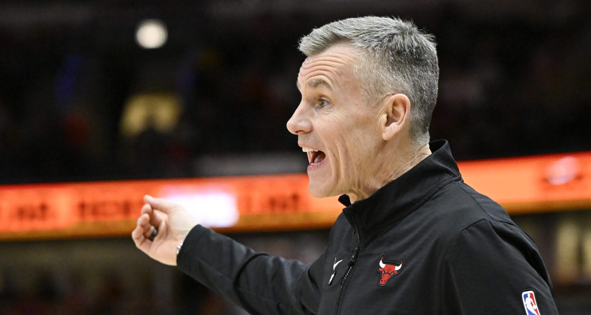 Chicago Bulls head coach Billy Donovan directs the team against the Portland Trail Blazers during the first half at United Center.