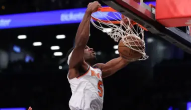 Skilled ex-Knicks center officially signs with lowly Western Conference squad image