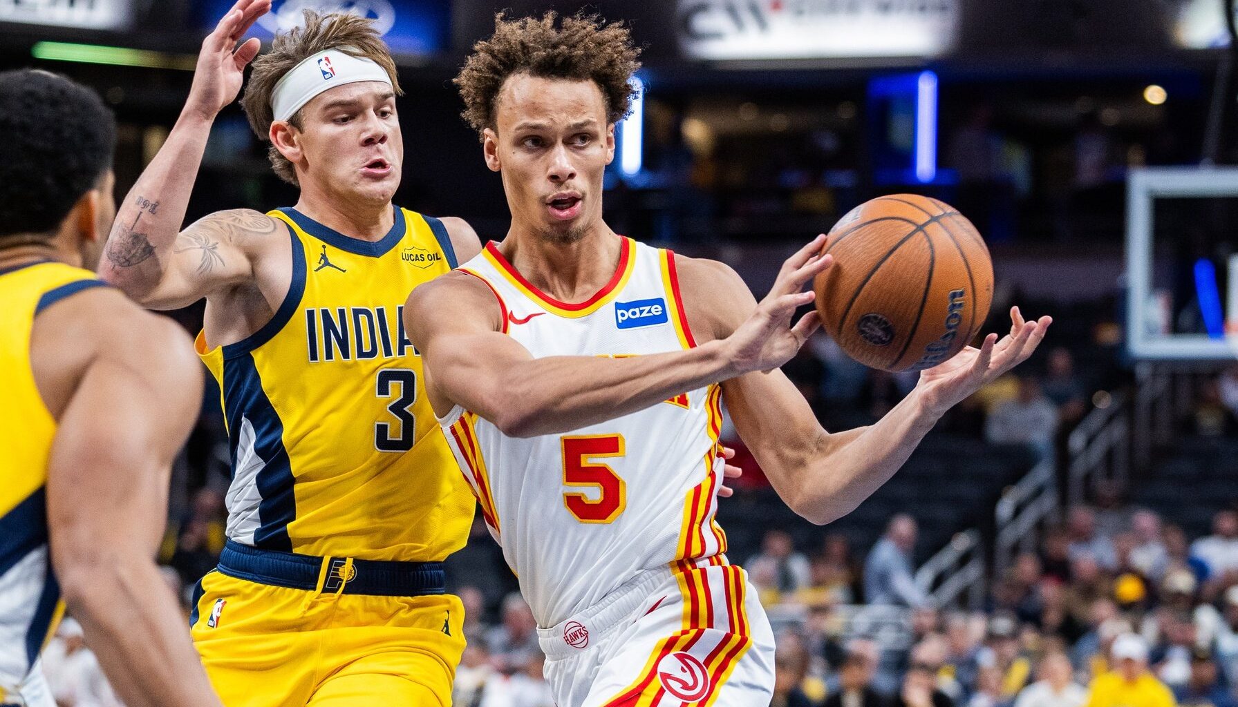 Atlanta Hawks guard Dyson Daniels makes a pass