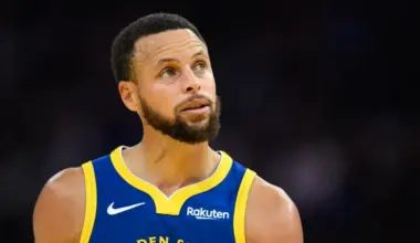 Warriors' Stephen Curry makes basketball history never done in NBA image
