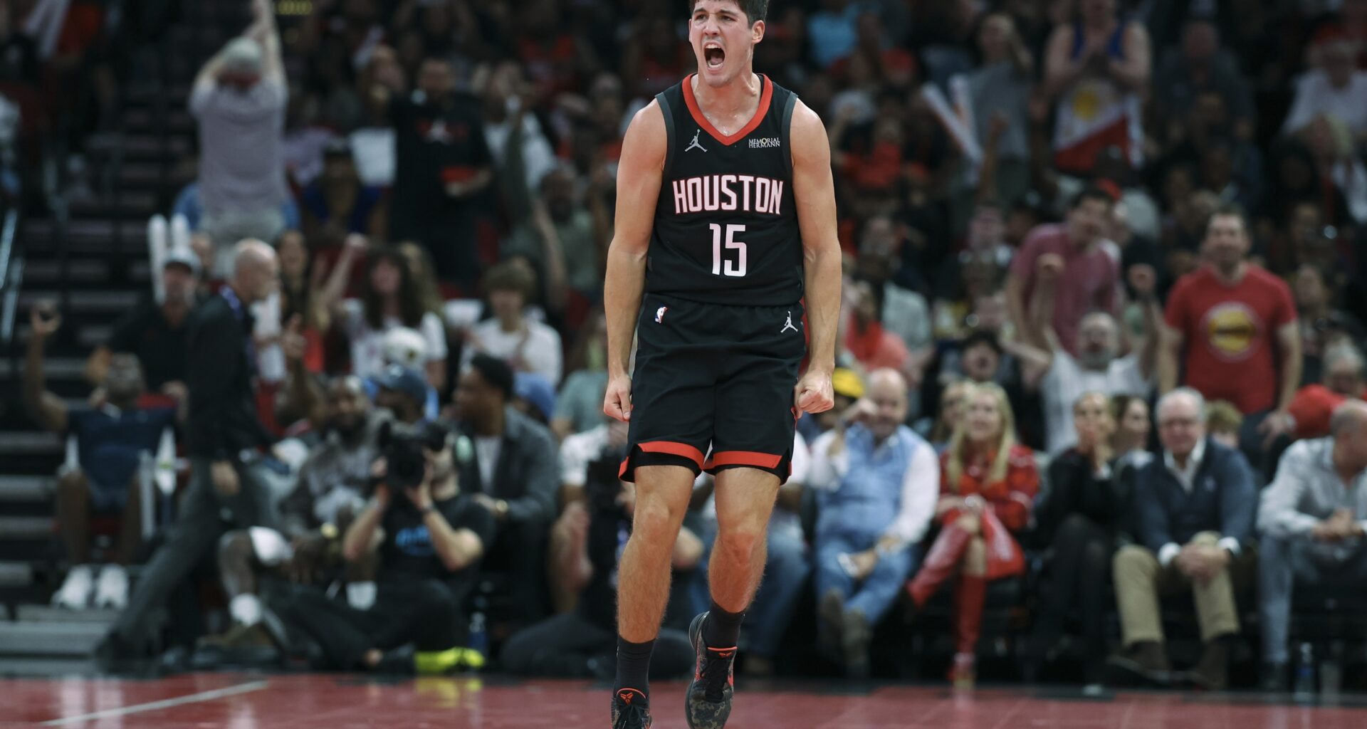 Rockets' Sheppard Almost Carries With Career Night