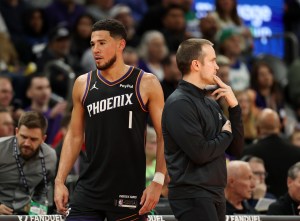 Phoenix SunsSan Antonio Spurs
NBA
NBA pregame