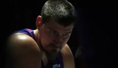 Nuggets' Nikola Jokic put in 'best player in the history of the NBA' conversation by former NBA finalist coach image