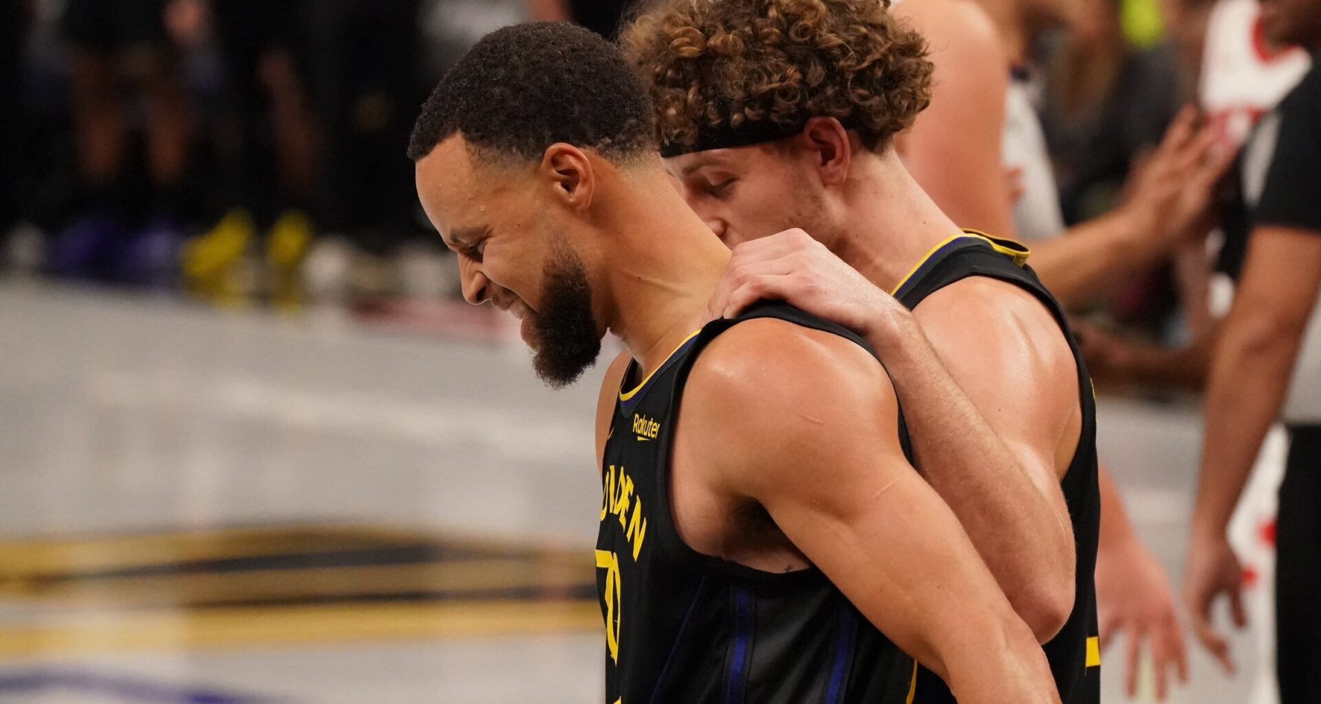 How Do The Warriors Replace Stephen Curry During Latest Injury