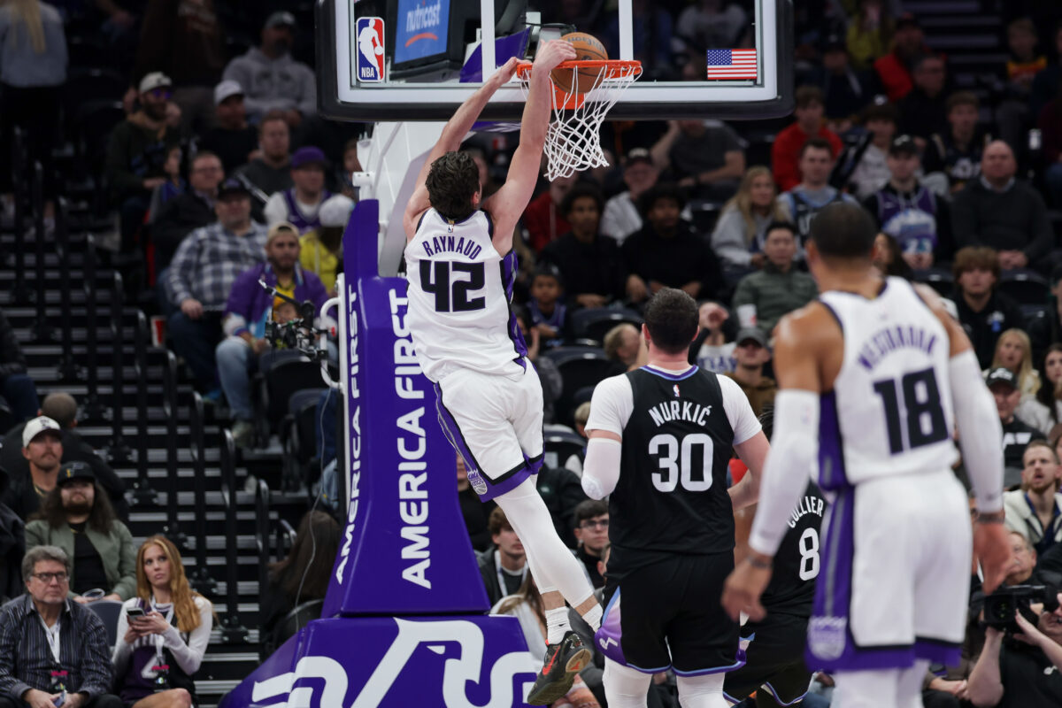 Kings vs. Grizzlies: Can Sacramento Lose By Less Than 41?