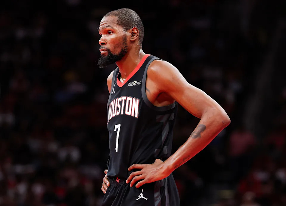 HOUSTON, TEXAS - NOVEMBER 21: Kevin Durant #7 of the Houston Rockets looks on during the game against the Denver Nuggets at Toyota Center on November 21, 2025 in Houston, Texas. (Photo by Kenneth Richmond/Getty Images)
