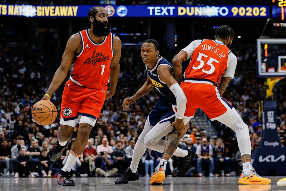 Los Angeles Clippers guard James Harden (1).© Isaiah J&period; Downing-Imagn Images