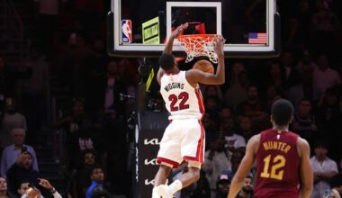 Heat win OT thriller over Cavs on lob dunk at buzzer