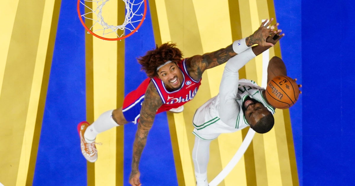 Jaylen Brown scores 32 points to lead Celtics past 76ers 109-108 for third straight win