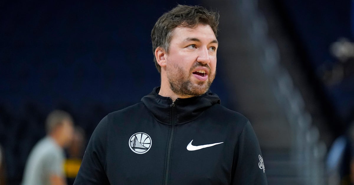 New York Liberty hire Warriors assistant Chris DeMarco as head coach, AP source says