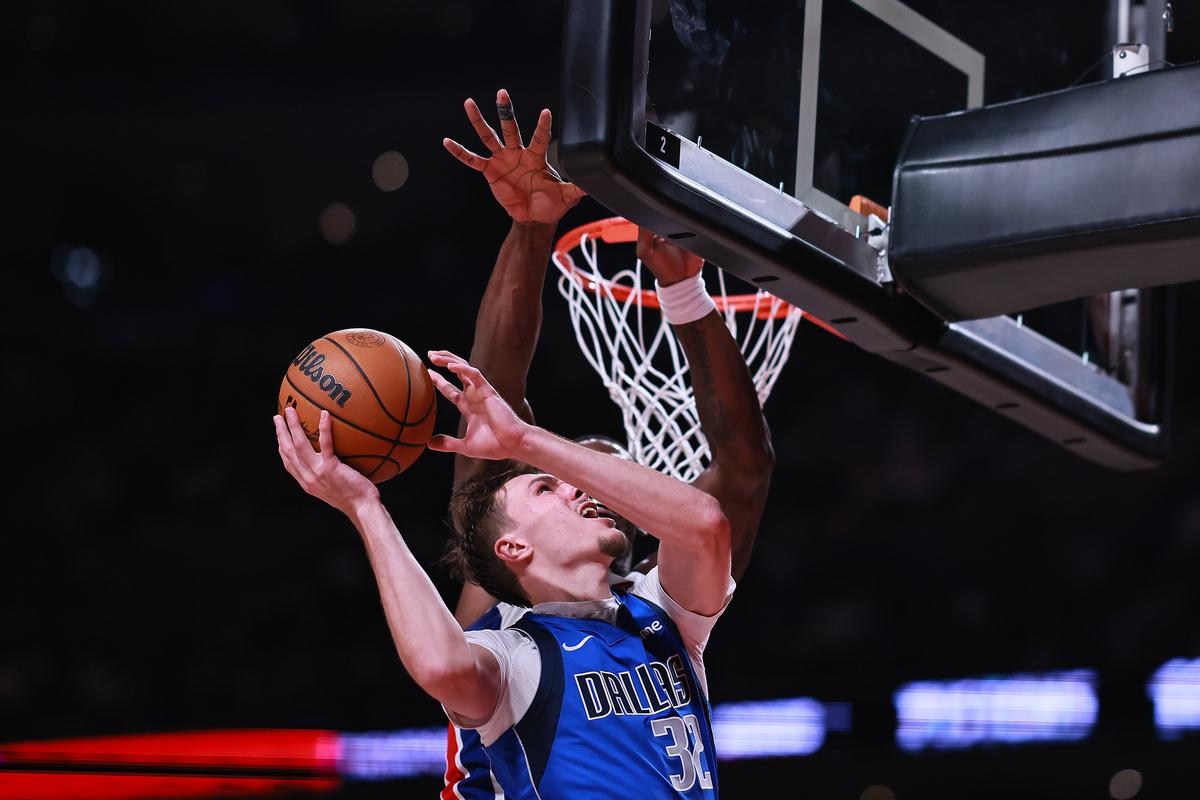Cooper Flagg Shines Despite Mavericks' Loss In Mexico City