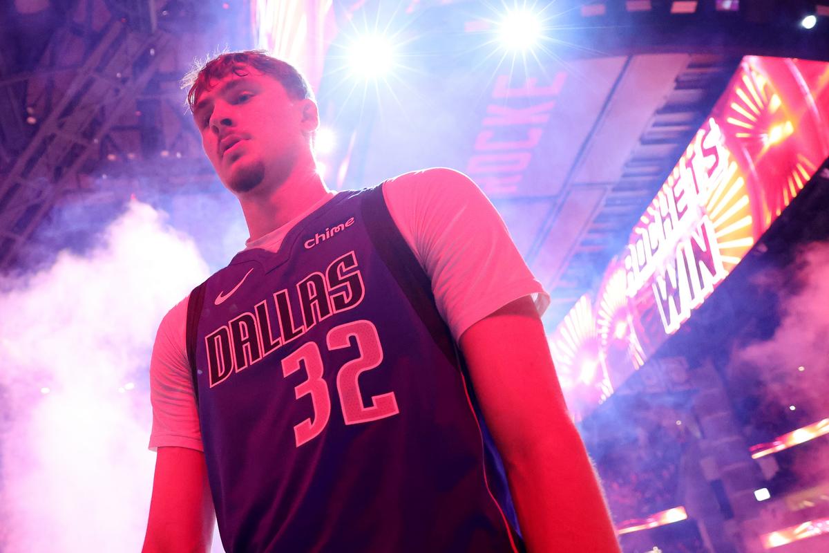 Mavericks Fall To Rockets Despite Cooper Flagg's Contributions