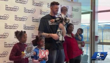 Thunder's Hartenstein serves Thanksgiving to families in need