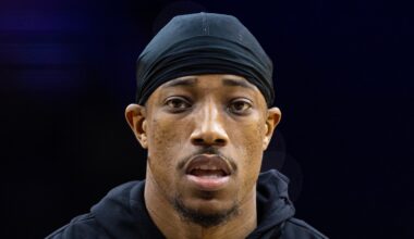 DeMar DeRozan in warmups