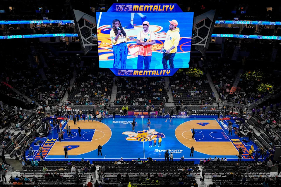 Nov 15, 2025; Charlotte, North Carolina, USA; CharlottesÕ City Edition court during the second half against the Oklahoma City Thunder at Spectrum Center. Mandatory Credit: Jim Dedmon-Imagn Images