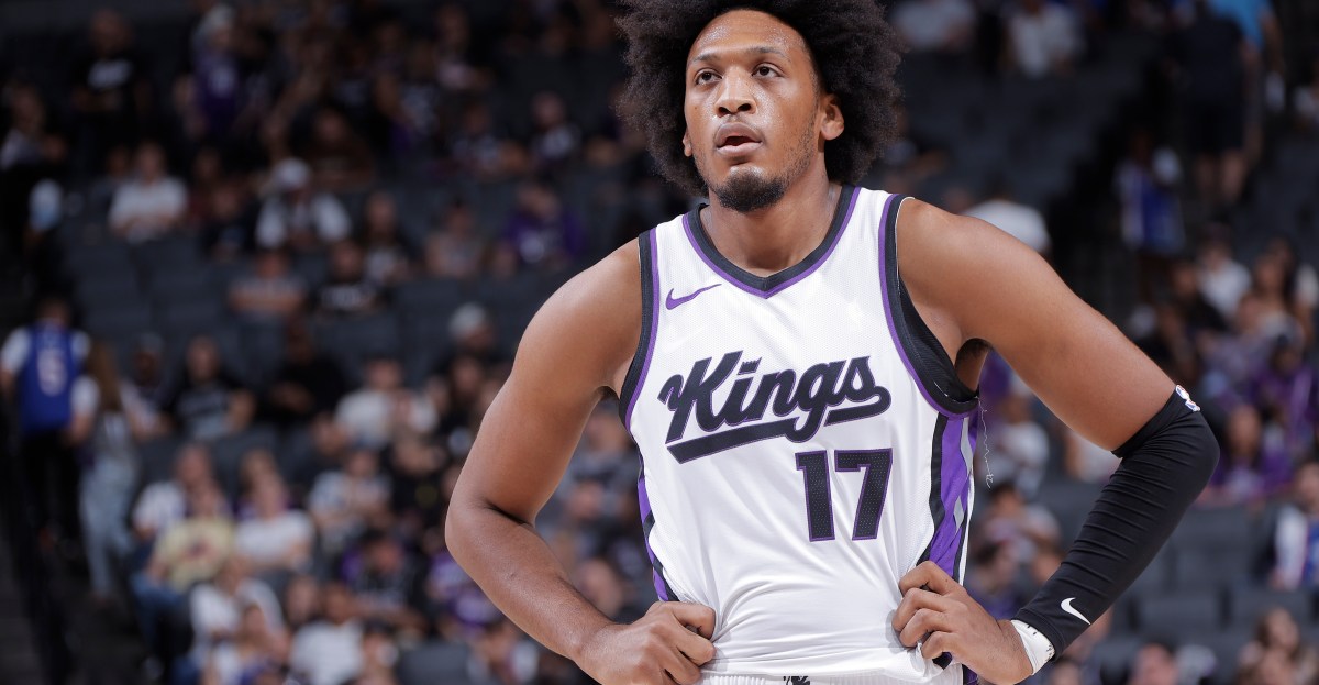 Detroit Pistons fill final roster spot with surprise big man