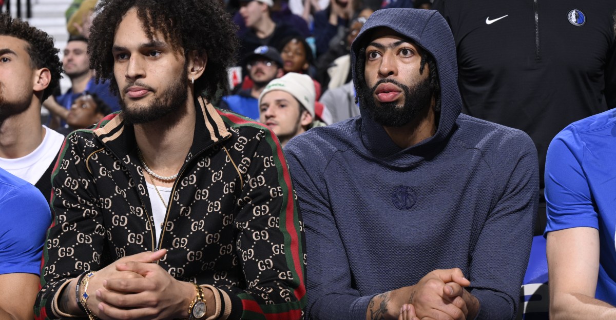 Injury updates on Dereck Lively and Anthony Davis