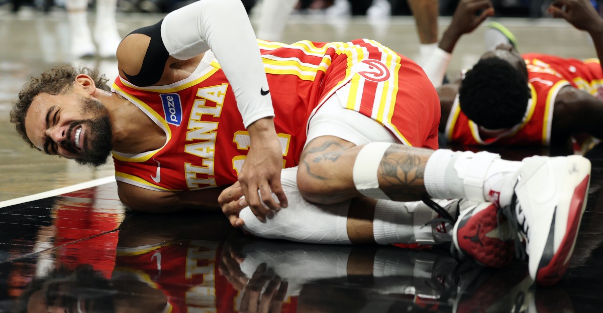 Trae Young diagnosed with MCL sprain in right knee
