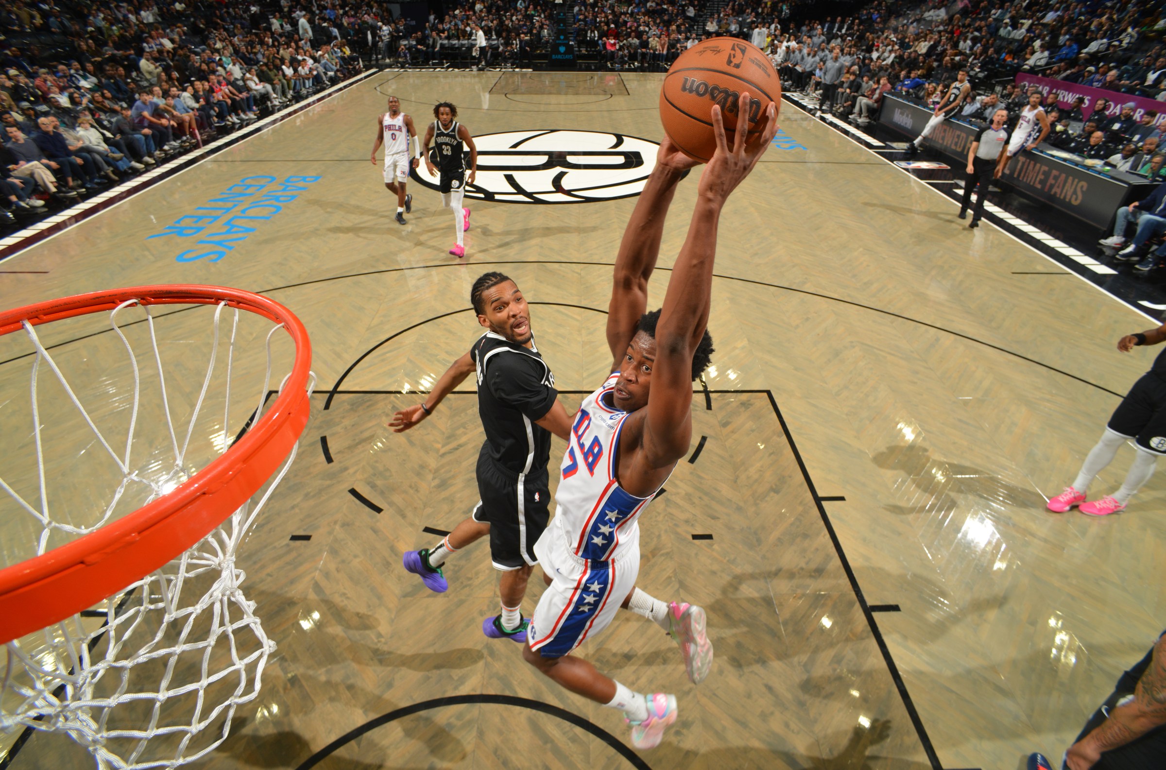 BROOKLYN, NY - NOVEMBER 2: VJ Edgecombe #77 of the Philadelphia 76ers dunks the ball during the game against the Brooklyn Nets on November 2, 2025 at Barclays Center in Brooklyn, New York. NOTE TO USER: User expressly acknowledges and agrees that, by downloading and or using this Photograph, user is consenting to the terms and conditions of the Getty Images License Agreement. Mandatory Copyright Notice: Copyright 2025 NBAE (Photo by Jesse D. Garrabrant/NBAE via Getty Images)