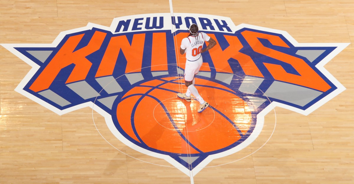 The New York Knicks* win rematch against the Chicago Bulls