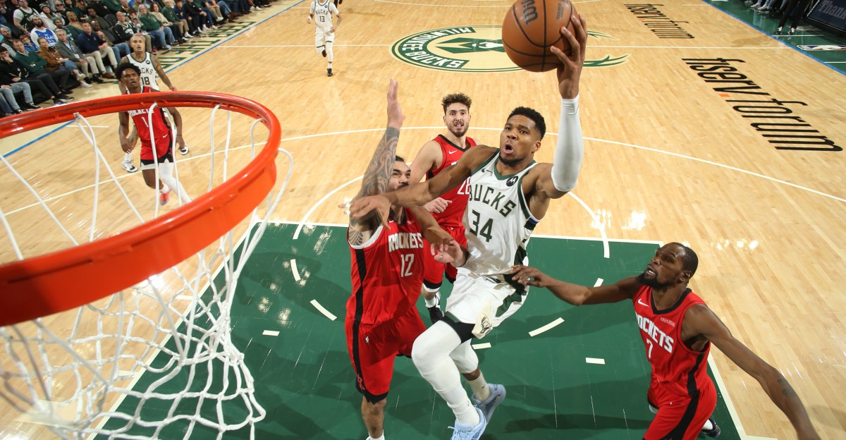 Mavericks vs Bucks Preview, Start Time, TV Schedule, and Injury Report