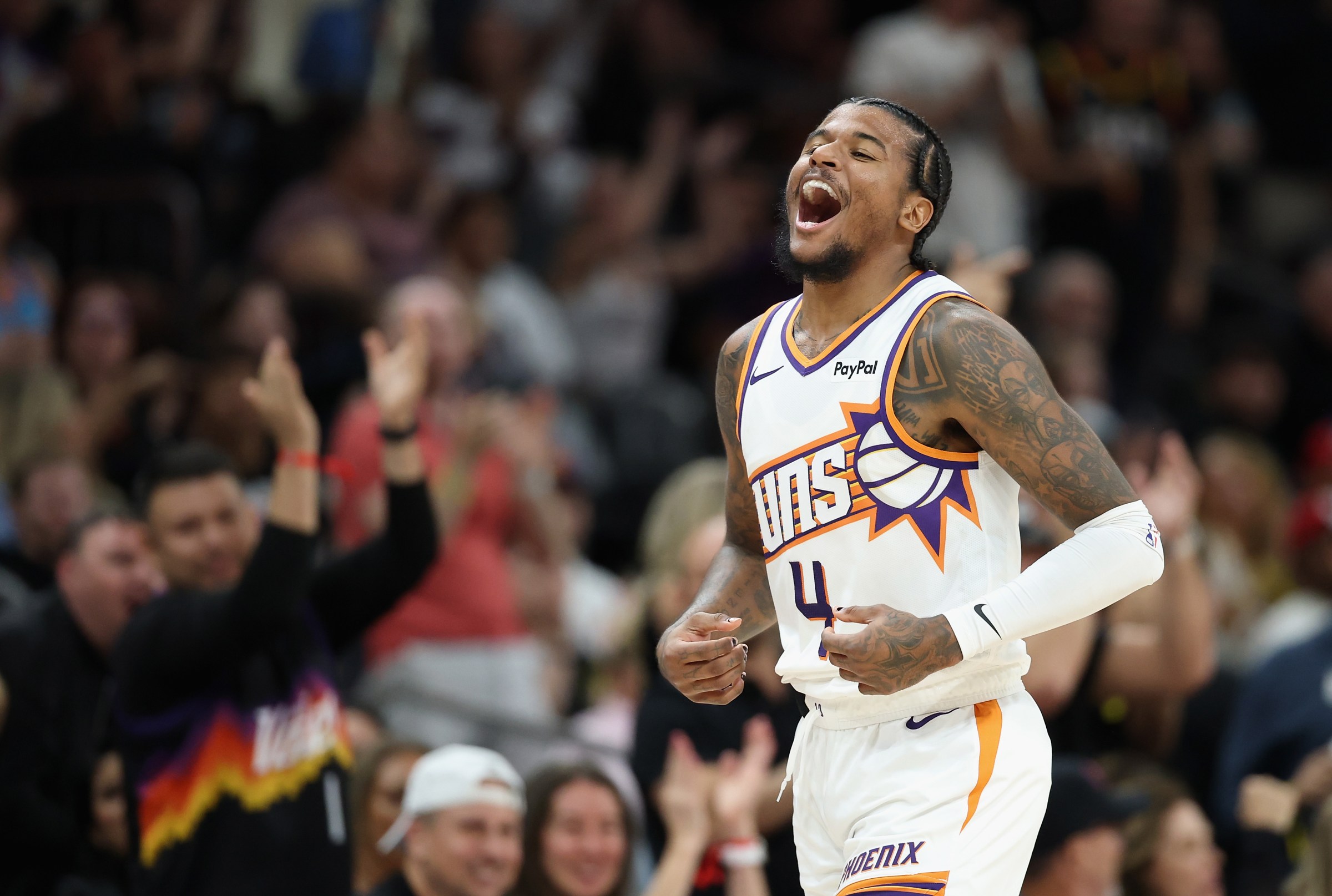 PHOENIX, ARIZONA - NOVEMBER 06: Jalen Green #4 of the Phoenix Suns reacts to a three-point shot against the LA Clippers during the second half of the NBA game at Mortgage Matchup Center on November 06, 2025 in Phoenix, Arizona. The Suns defeated the Clippers 115-102. NOTE TO USER: User expressly acknowledges and agrees that, by downloading and or using this photograph, user is consenting to the terms and conditions of the Getty Images License Agreement. (Photo by Christian Petersen/Getty Images)