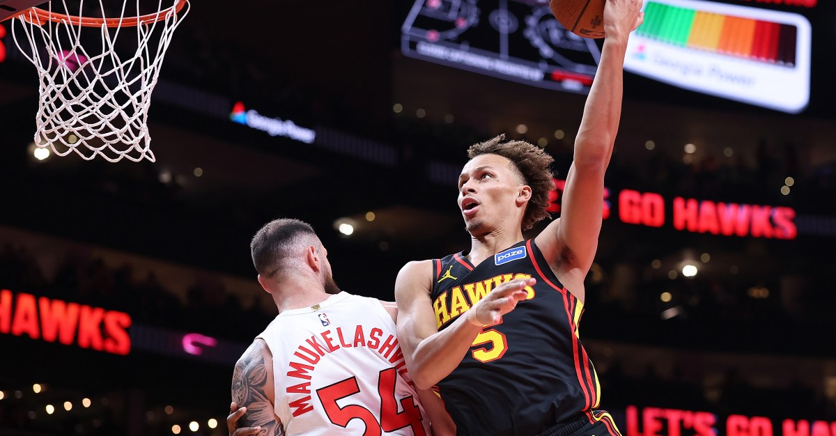 Hawks show fight but fall late to Raptors
