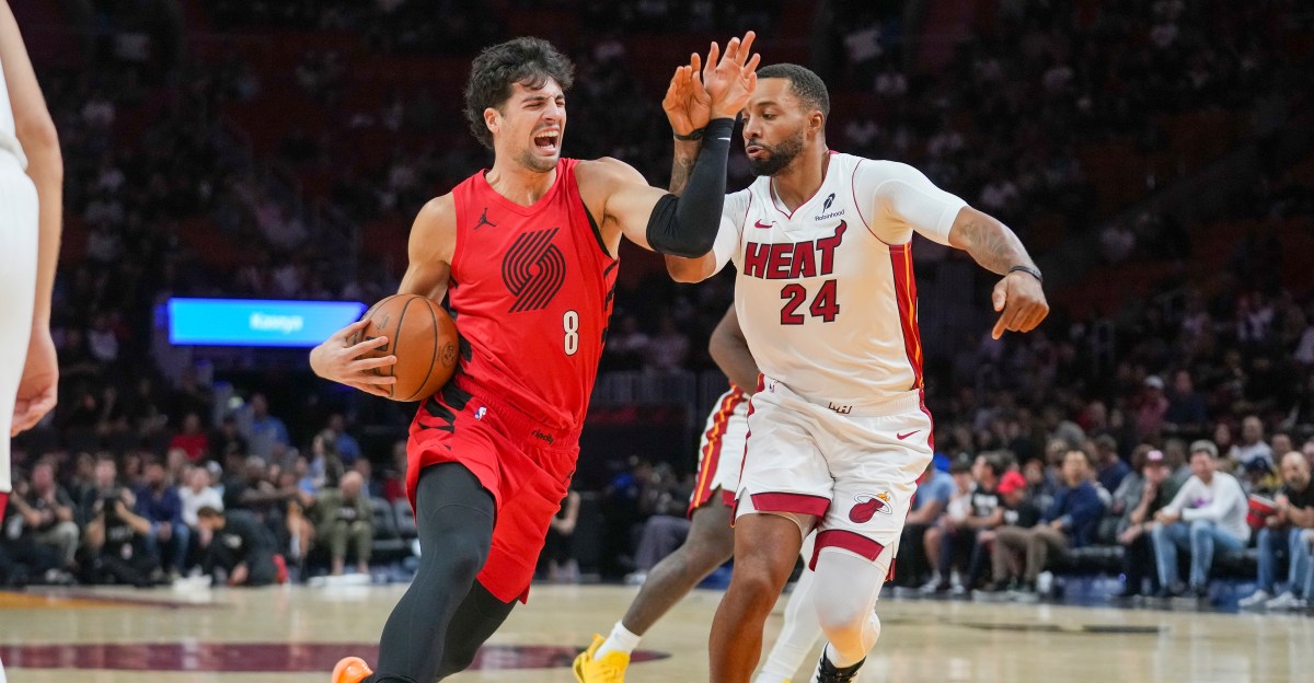 NBA Officials Miss Foul on Heat Late vs. Portland Trail Blazers