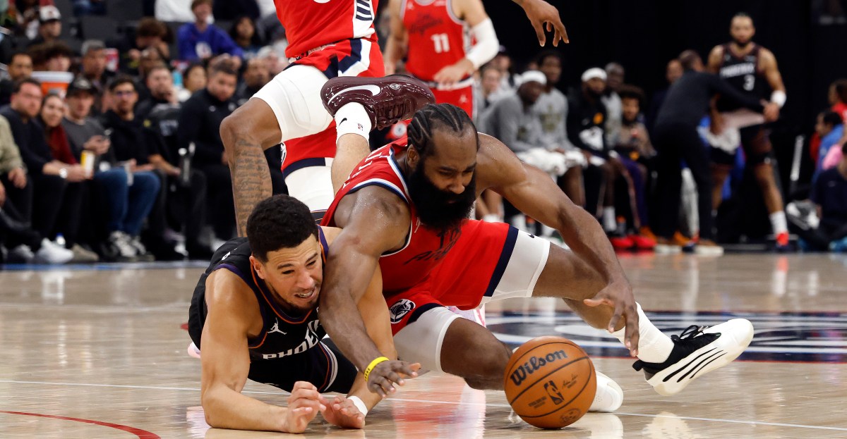 Game Recap: Suns grab their first road win of the season, 114-103 over Clips