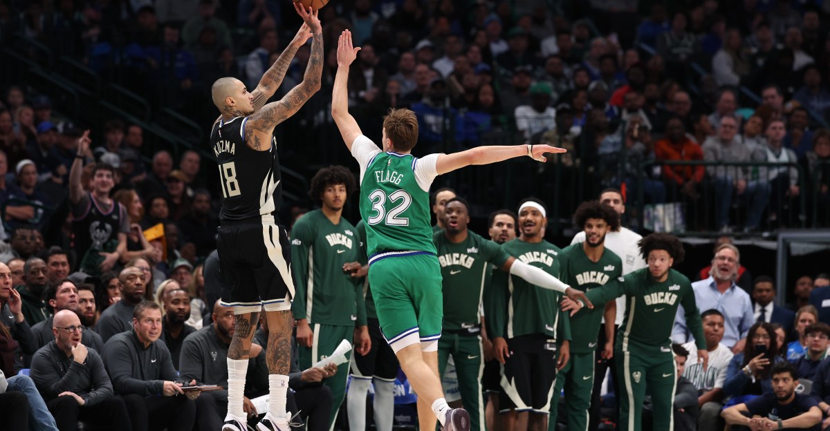 Player Grades for Myles Turner, Kyle Kuzma in Bucks’ win vs. Mavericks