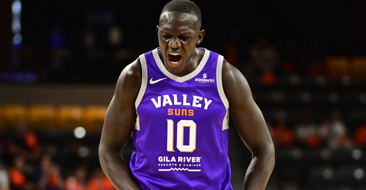 A small crowd, a big test, and why the Suns shouldn’t rush their young center